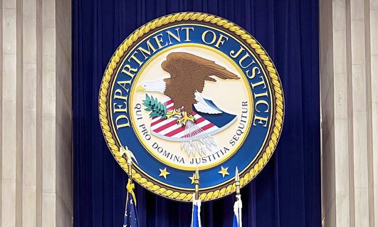 Investiga EU si 5 cadenas de televisión violaron la Ley Sherman
