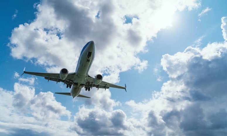 Cancela Flydubai sus rutas a Israel tras incidente durante vuelo