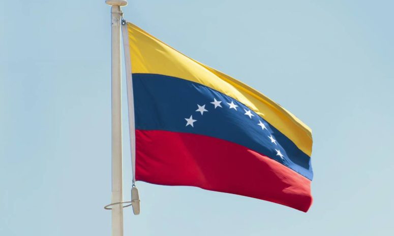 Amplía Reino Unido alerta de viaje para regiones de Venezuela