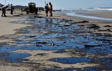 Avanza daño ambiental por derrame de hidrocarburo sobre costa de México ...