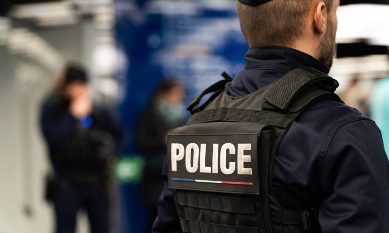 Recomiendan a estadounidenses evitar manifestaciones en Francia por disturbios
