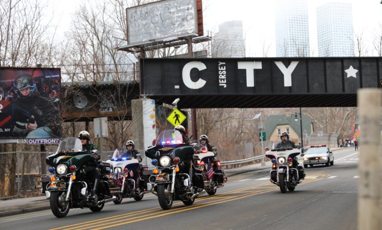 Activa Jersey City recorridos para evaluar seguridad en las calles