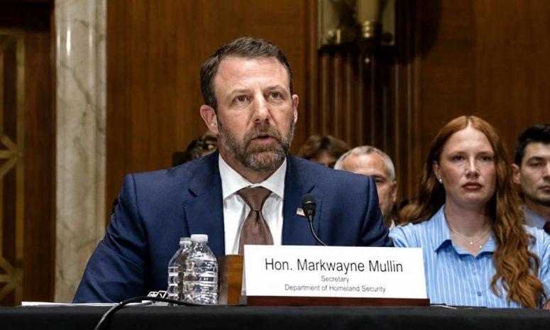 Acusa Mullin a Hochul de arriesgar vidas con políticas santuario de NY