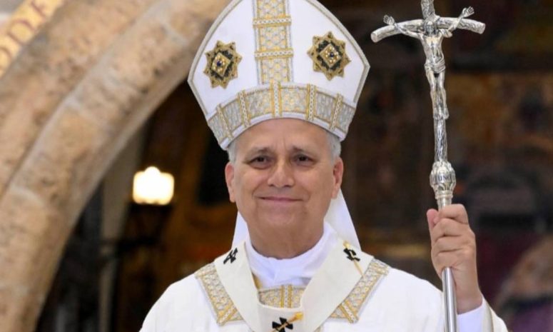 Desplegarán ambulancia UCI para acompañar al papa León XIV en Perú