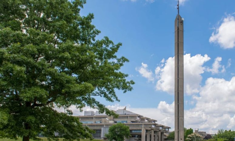 Asesinan a puñaladas a atleta universitario en Rhode Island