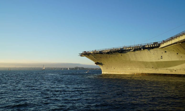 Revela EU afectaciones a la salud mental en el USS Abraham Lincoln