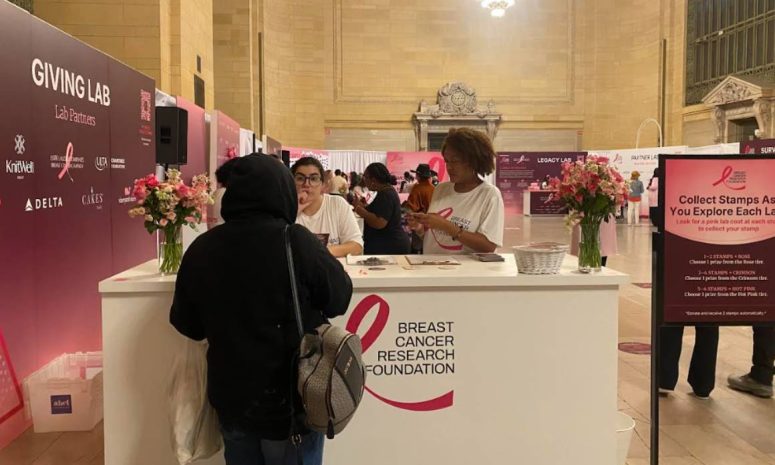 Acoge Grand Central jornada de concientización sobre cáncer de mama