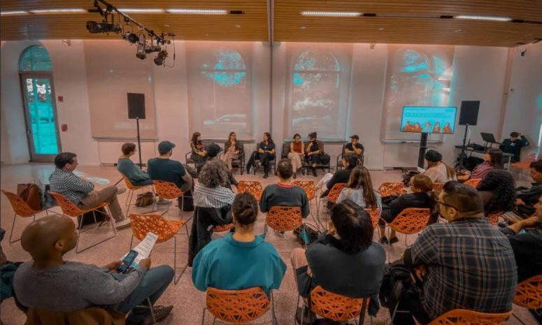 Conectan editores latinoamericanos sus raíces desde Nueva York