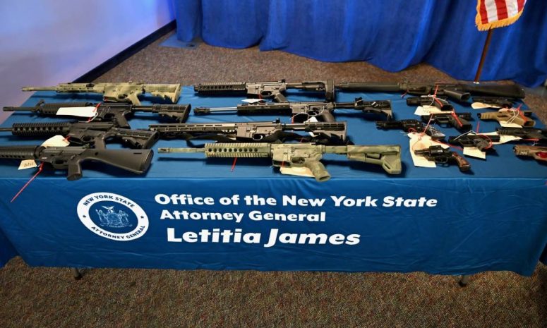 Retira Nueva York más de 10,000 armas mediante programas de recompra