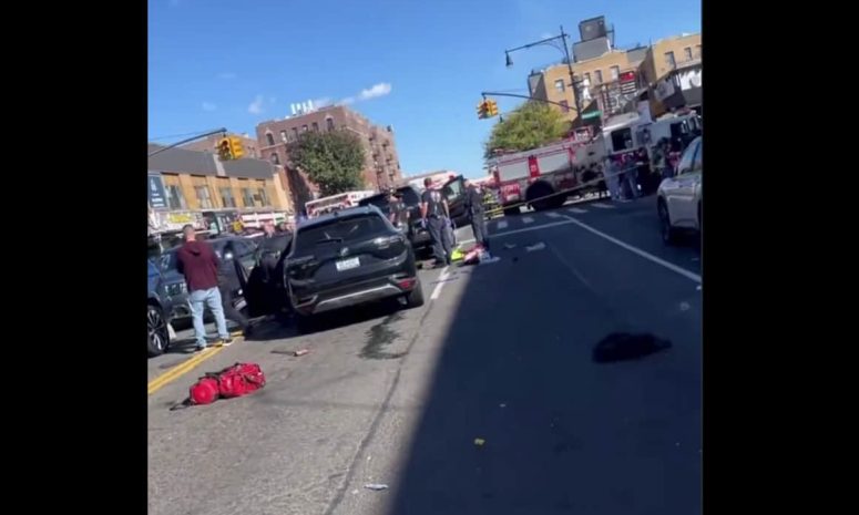Mueren 2 peatones durante choque en cadena en el Bronx de Nueva York