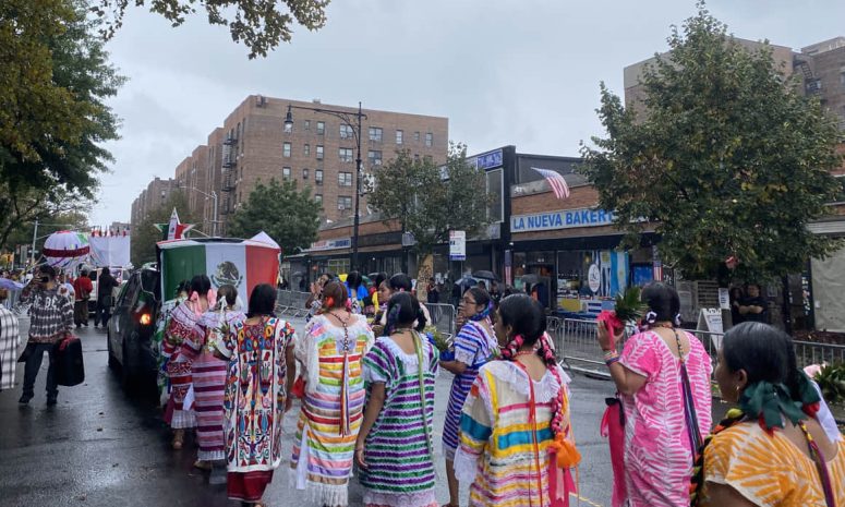 Desborda de música y tradición el Desfile Hispano de Jackson Heights