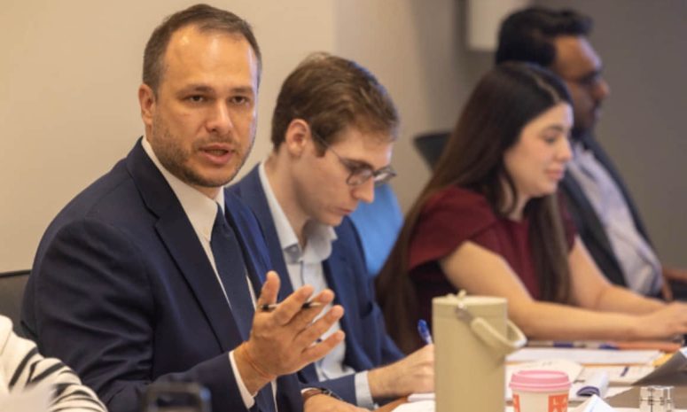 Lanza alcalde de Jersey City sistema para optimizar obras públicas