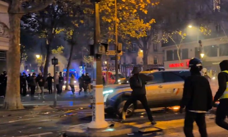 Se enfrentan manifestantes y policías durante protestas en Bruselas